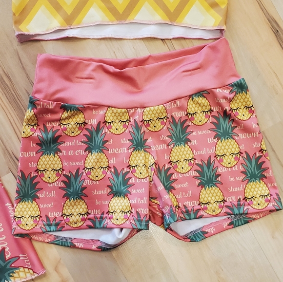 SUGAR LULU Pineapple Tropical Print 4pc Bundle RARE PRINT!! ONLY WORN FOR SHOOT - Picture 6 of 16